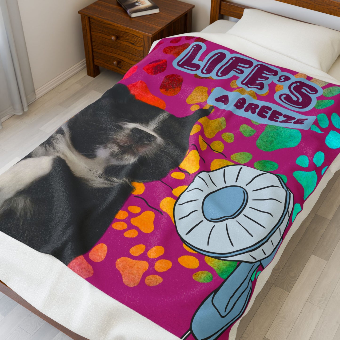 Vibrant Pet-Themed Velveteen Plush Blanket, Cozy Throw for Pet Lovers, Perfect Gift for Birthdays, Relaxing Nights, Home Decor