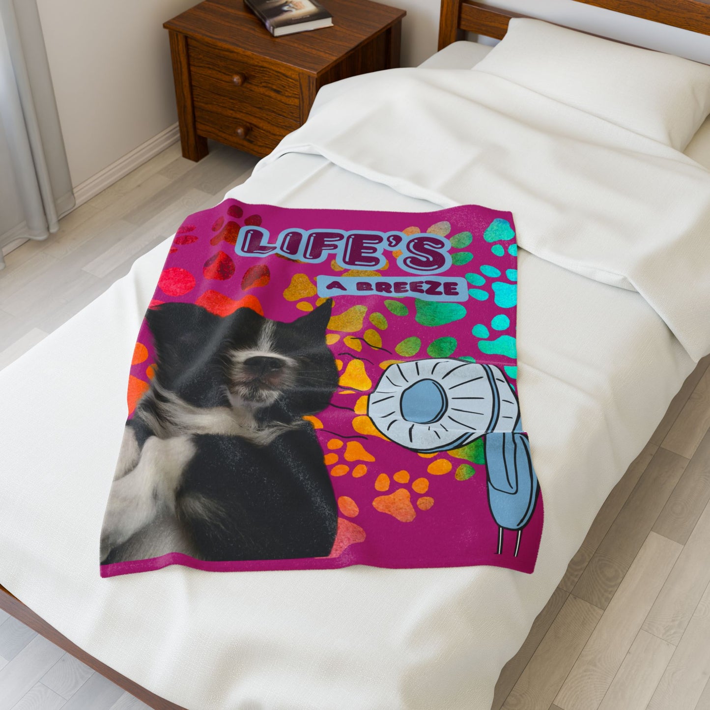 Vibrant Pet-Themed Velveteen Plush Blanket, Cozy Throw for Pet Lovers, Perfect Gift for Birthdays, Relaxing Nights, Home Decor